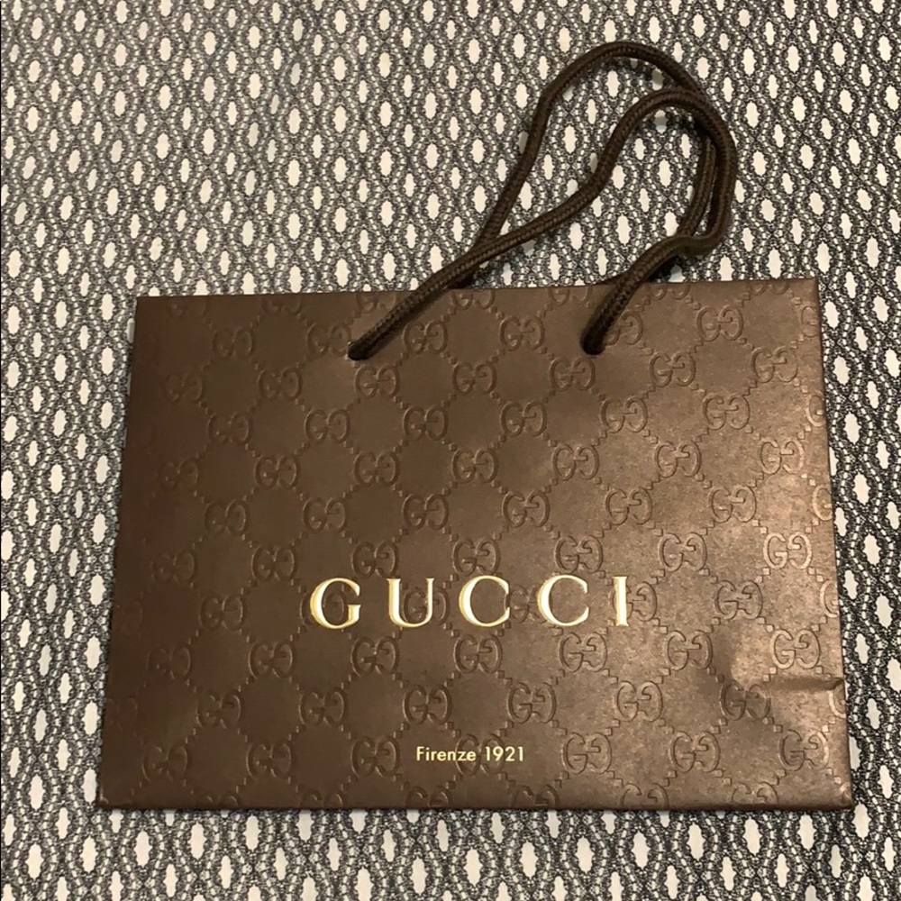 Gucci shopping bag